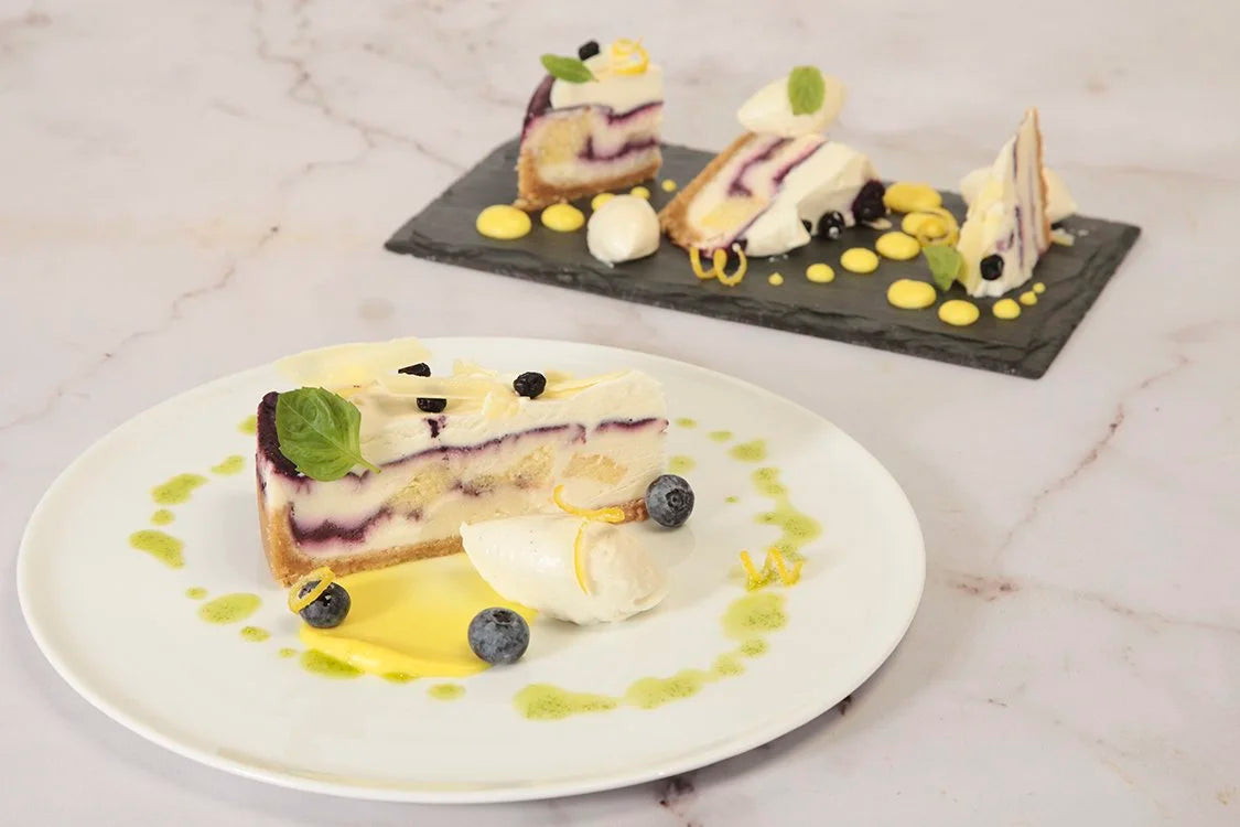 Blueberry Cobbler Cheesecake